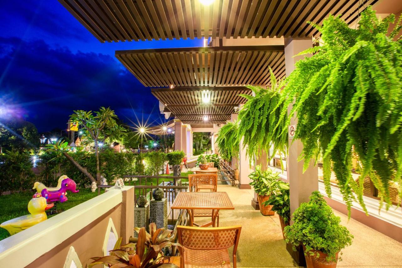 Phanomrungpuri Hotel Buriram Nang Rong Luaran gambar